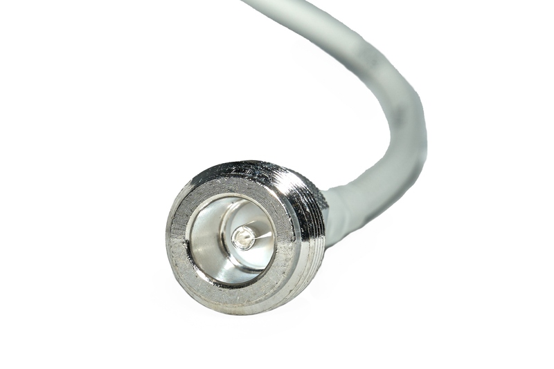 Антенна PS-700/2700-7/9 ID